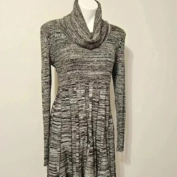 Calvin Klein Cowl Neck Gray Marled Sweater Pleated Dress Size Medium - Picture 6 of 14